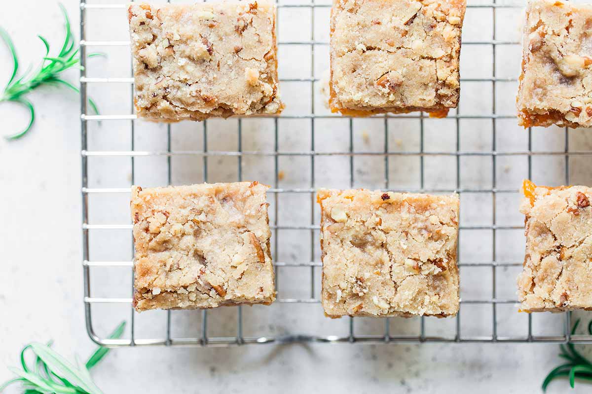 Overhead photo of rosemary shortbread apricot bars with crumb topping