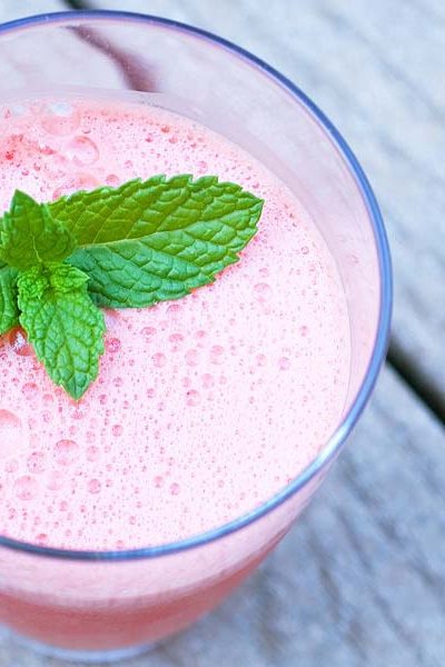 This watermelon vodka spritzer is an incredibly refreshing summer drink! It comes together in no time.