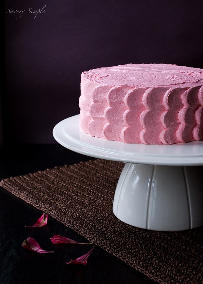 Strawberry Swirl Dream Cake ~ @SavorySimple #Recipe Strawberry Swirl Dream Cake ~ @SavorySimple #Recipe