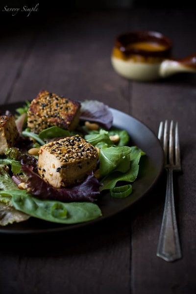 sesame-crusted-tofu-salad-spicy-peanut-dressing