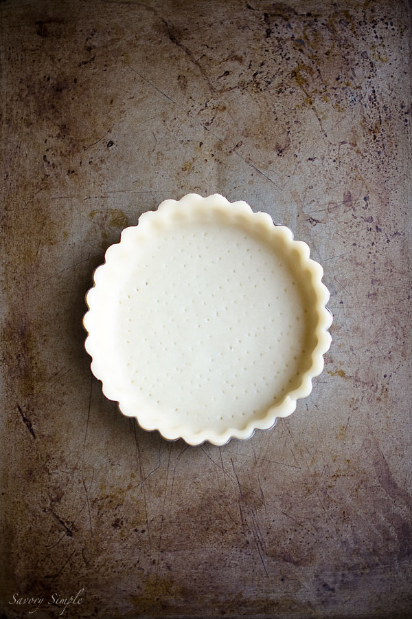 Thanksgiving Pie Tarts - Individual pumpkin pie, pecan pie and sweet potato pie tarts that will each serve 1-4 people. This is a fun recipe that looks impressive and will allow everyone to enjoy a lighter, more elegant twist on classic Thanksgiving desserts! Thanksgiving Pie Tarts - Individual pumpkin pie, pecan pie and sweet potato pie tarts that will each serve 1-4 people. This is a fun recipe that looks impressive and will allow everyone to enjoy a lighter, more elegant twist on classic Thanksgiving desserts!