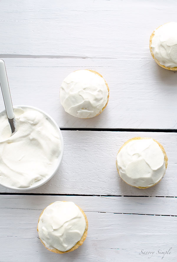 These mini Vanilla Cream Cakes are a soft, dense and perfectly portioned dessert. These mini Vanilla Cream Cakes are a soft, dense and perfectly portioned dessert.