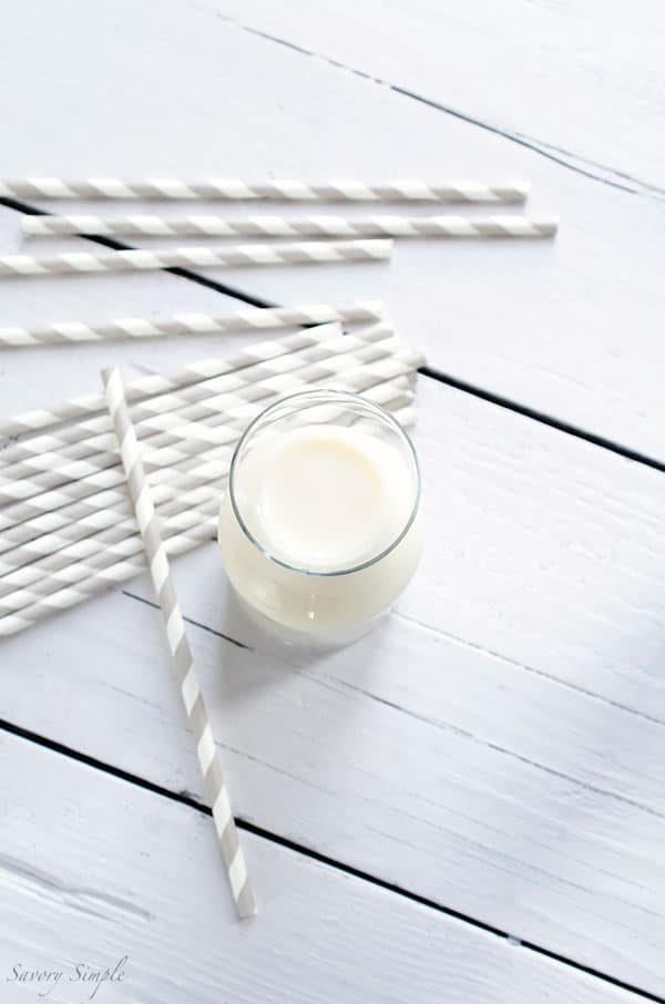 It's very easy to make homemade soy milk! The final product has a smoother taste than the store bought stuff (and no weird ingredients) It's very easy to make homemade soy milk! The final product has a smoother taste than the store bought stuff (and no weird ingredients)