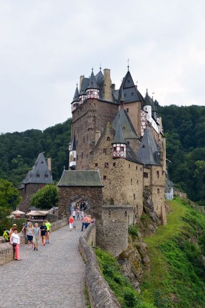 Picture of a large castle