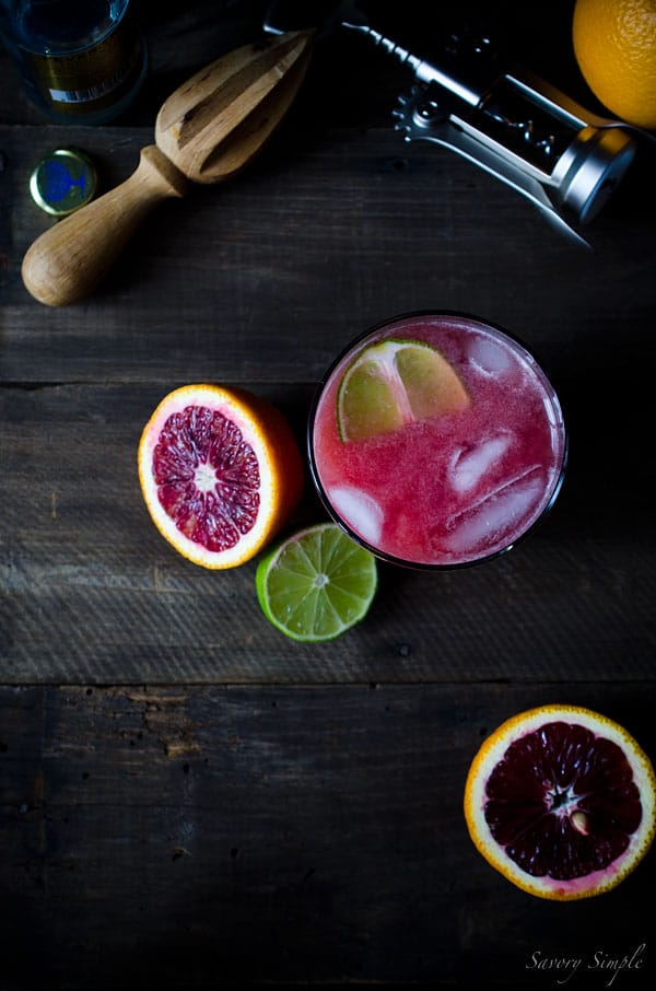 An overhead shot of gin and tonic.