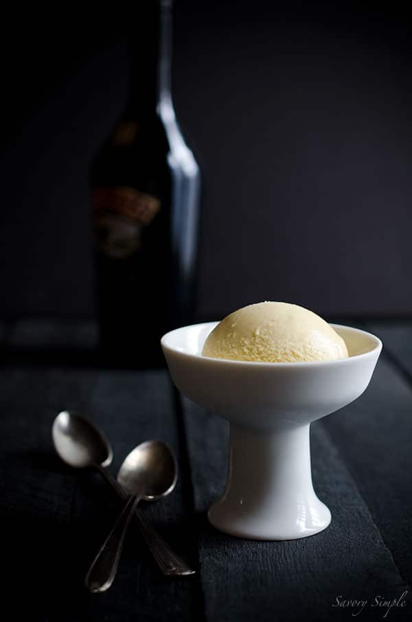 A photo of the Irish cream ice cream in a bowl with two spoons. 