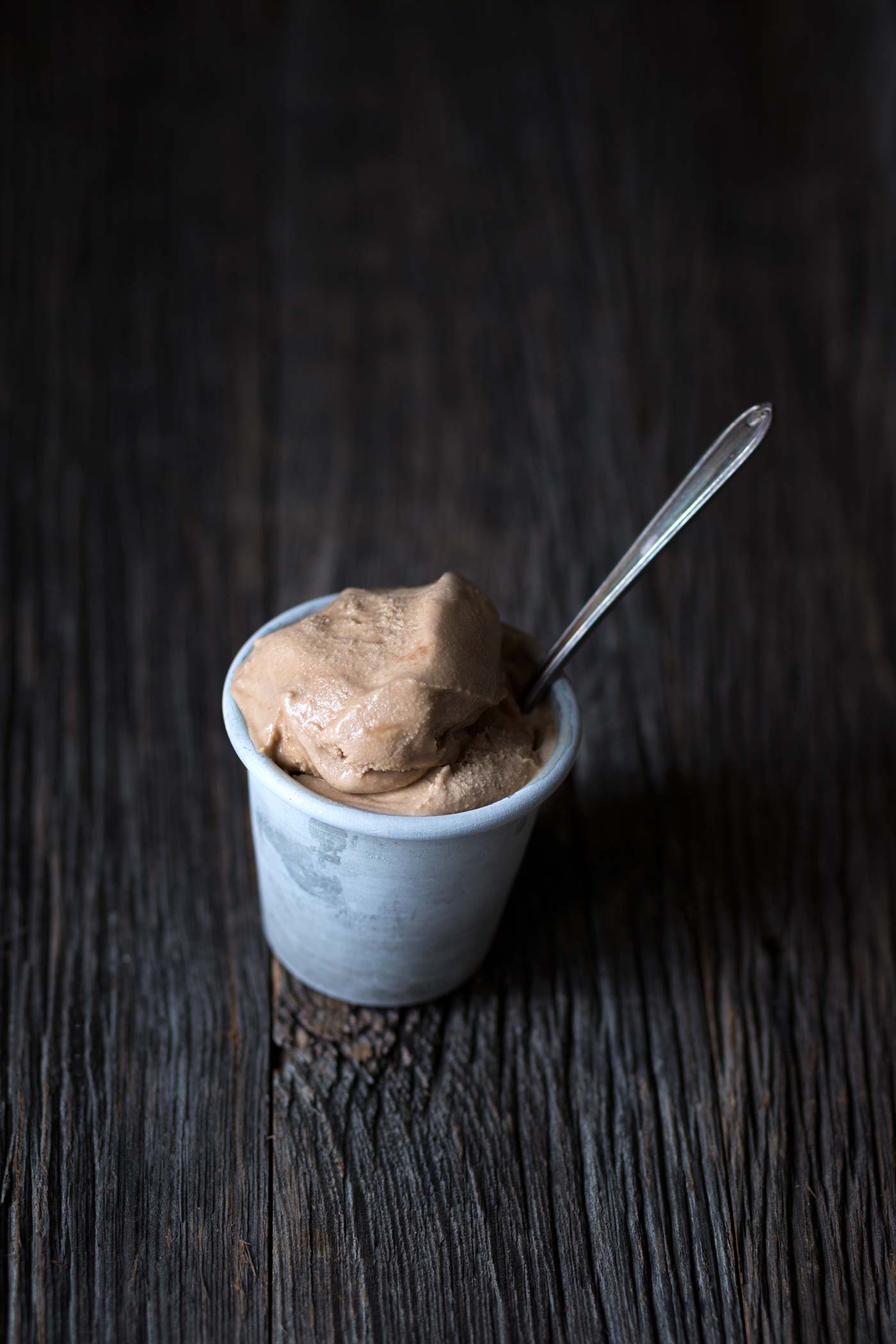 You don’t want to miss this incredible recipe for Malted Milk Chocolate Bourbon Ice Cream. It’s a decadent, boozy treat that’s perfect for homemade ice cream lovers. SavorySimple.net.