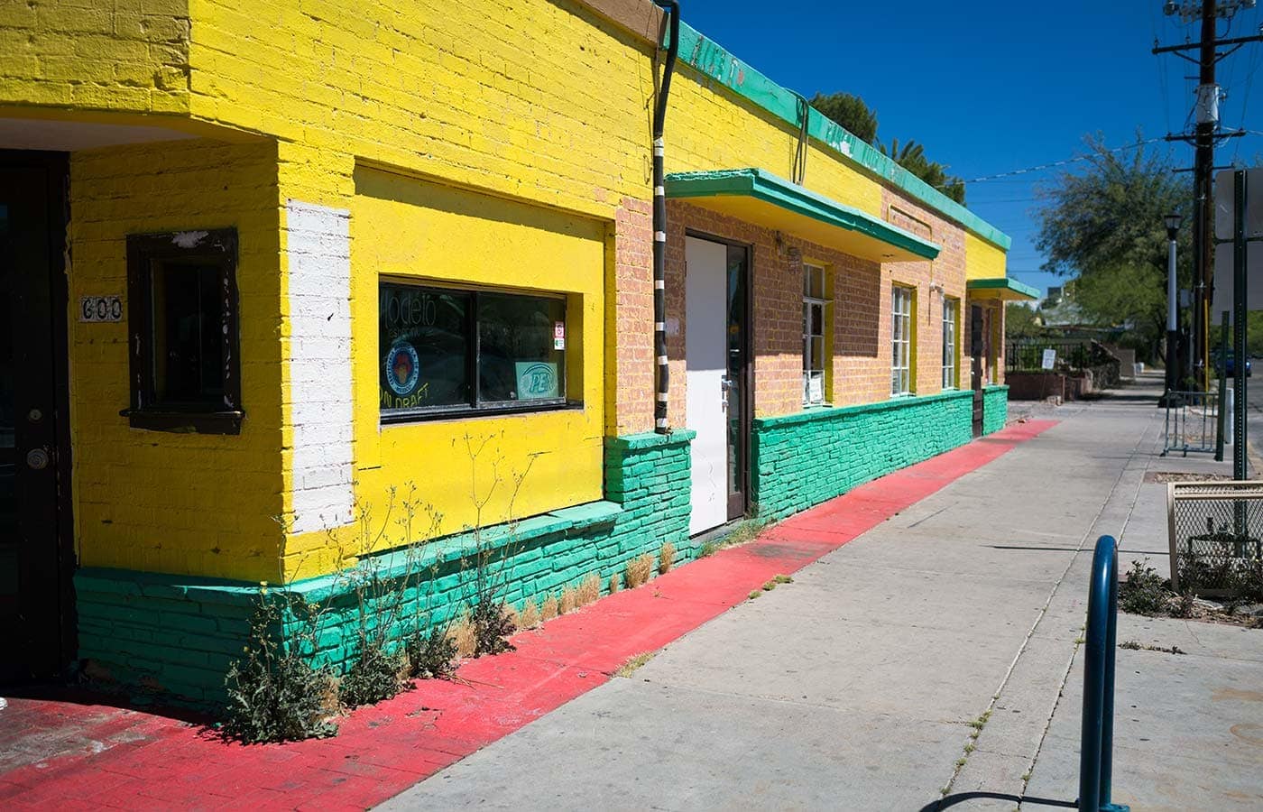 Photos from a recent visit to Tucson, Arizona and Saguaro National Park, and thoughts on the travel narrative in blogging. SavorySimple.net