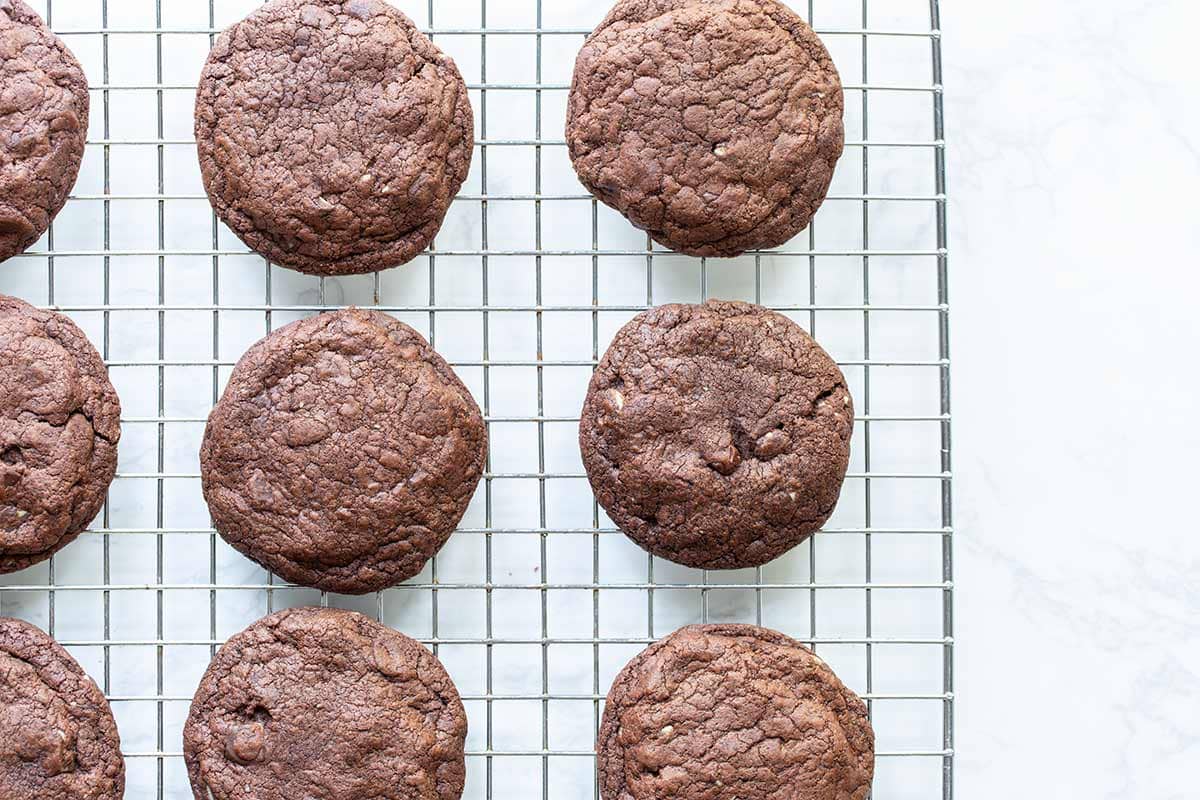 Andes Mint Cookies on cooling rack