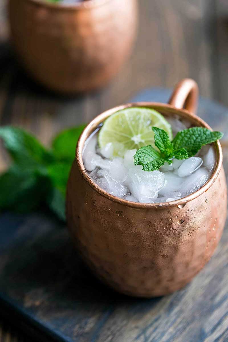 Moscow mule cocktail in copper mugs