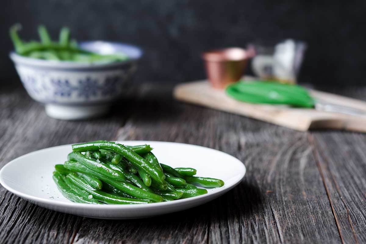 How to Cook Green Beans - green beans on a plate