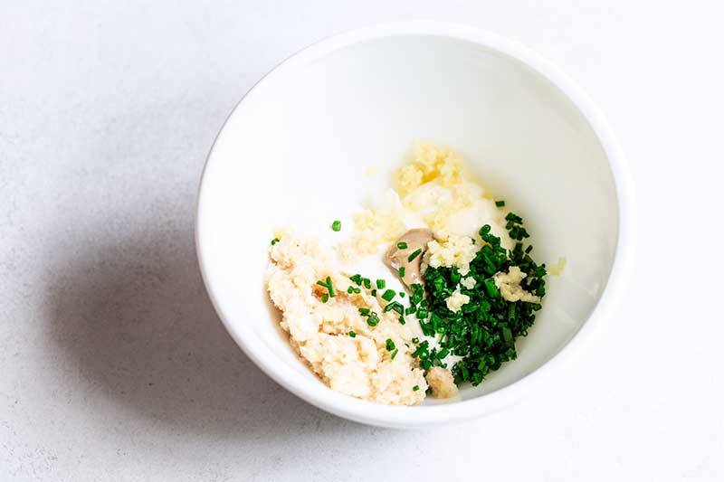 Horseradish sauce for steak in a bowl